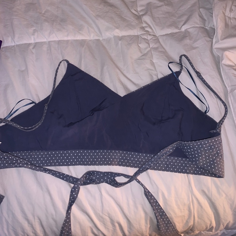 Two piece set - Picture 5 of 5